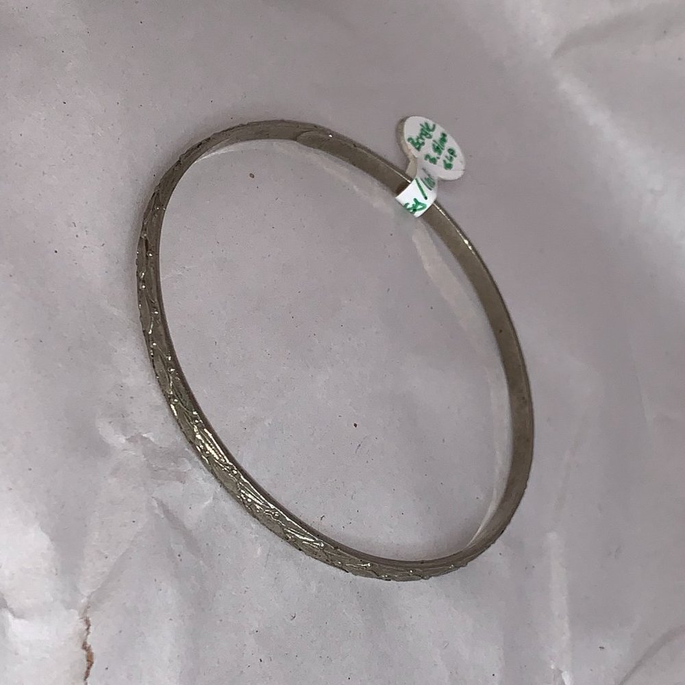 Vintage Silver Plated Bangle Leaf Pattern Bracelet